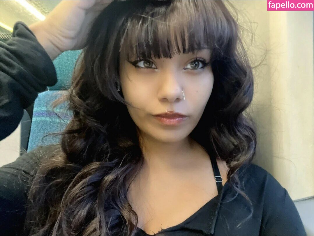 0.5sseraphim / 05Sseraphims Nude Leaked  Photo #17