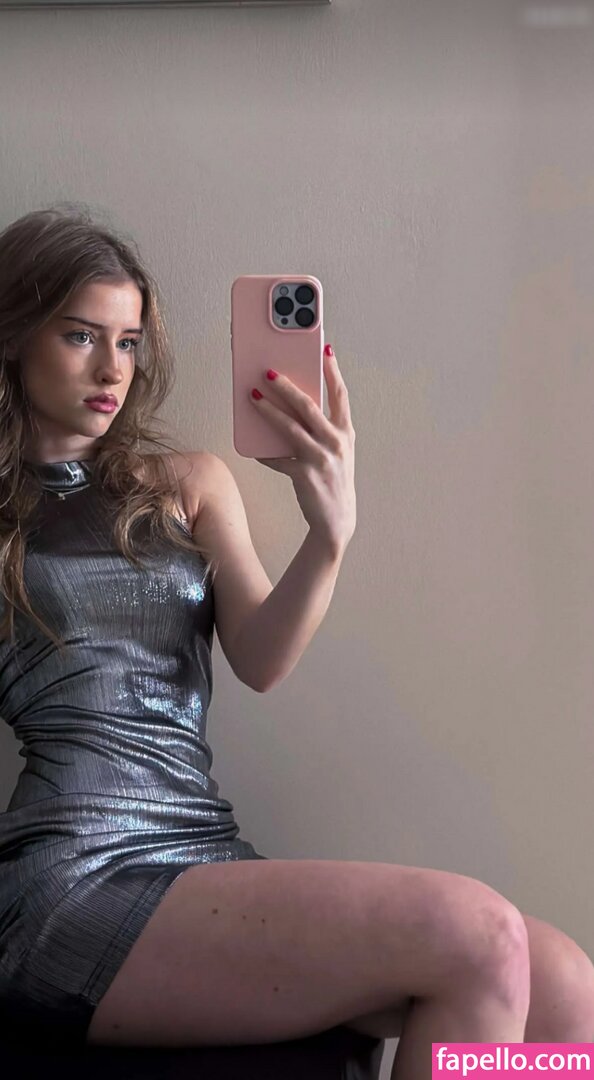 10095 Nude Leaked  Photo #1