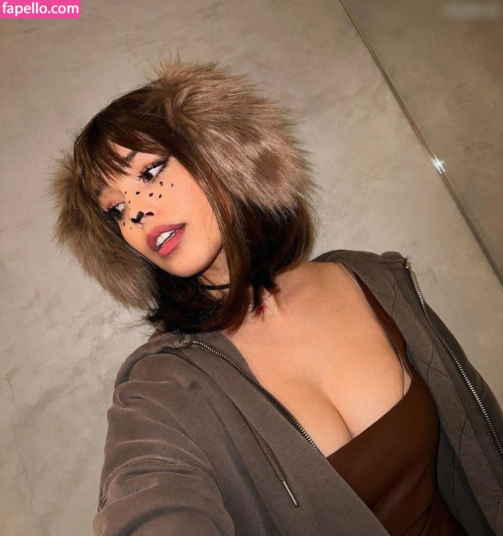 125006 Nude Leaked  Photo #615