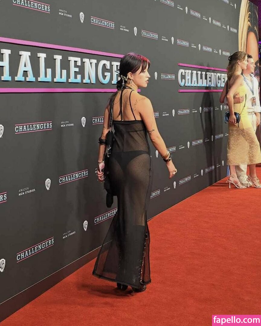 14strk / Elle Hioe / itselleokay Nude Leaked  Photo #20