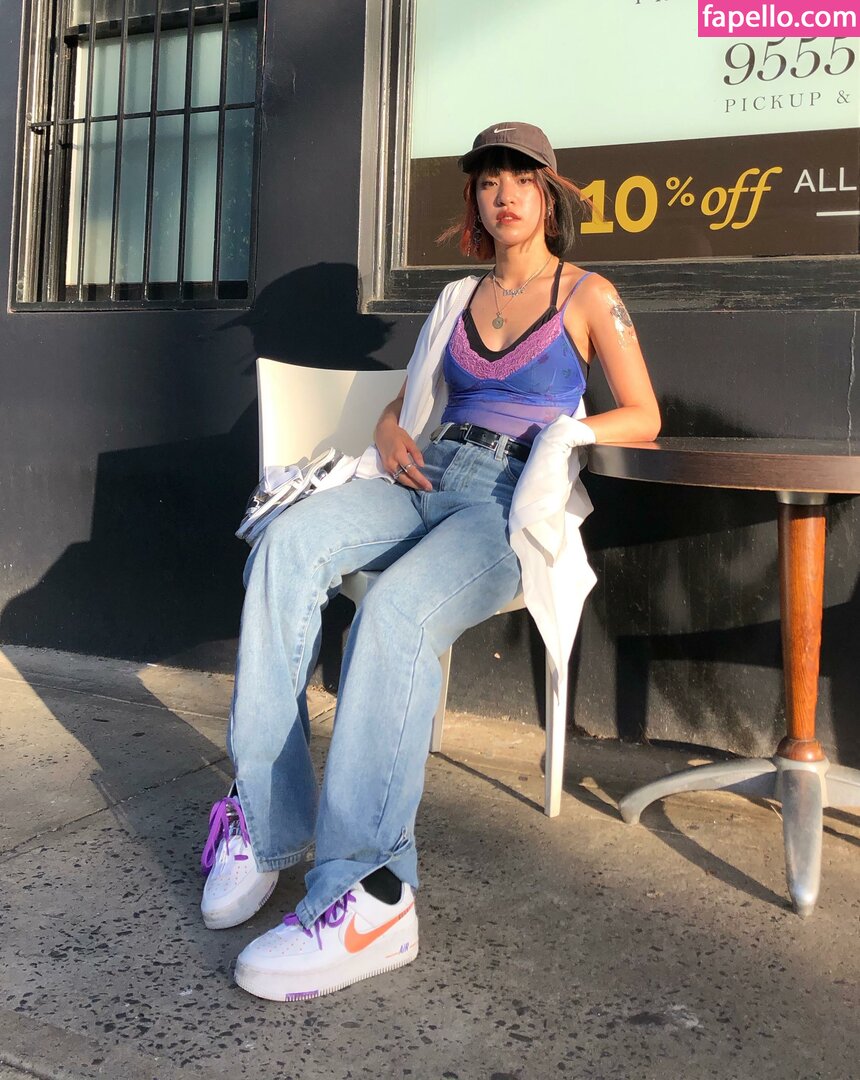 14strk / Elle Hioe / itselleokay Nude Leaked  Photo #28