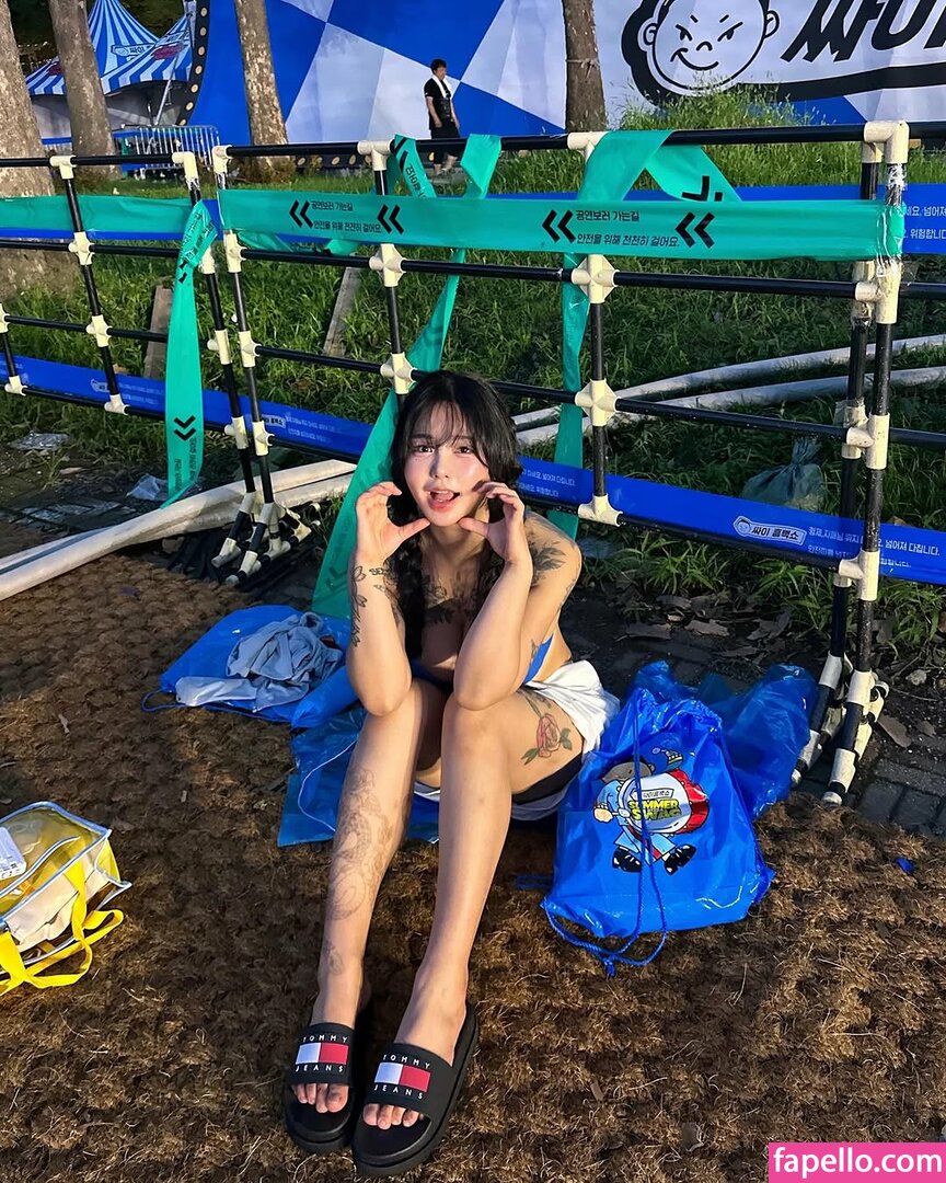 171jun1999 Nude Leaked  Photo #186