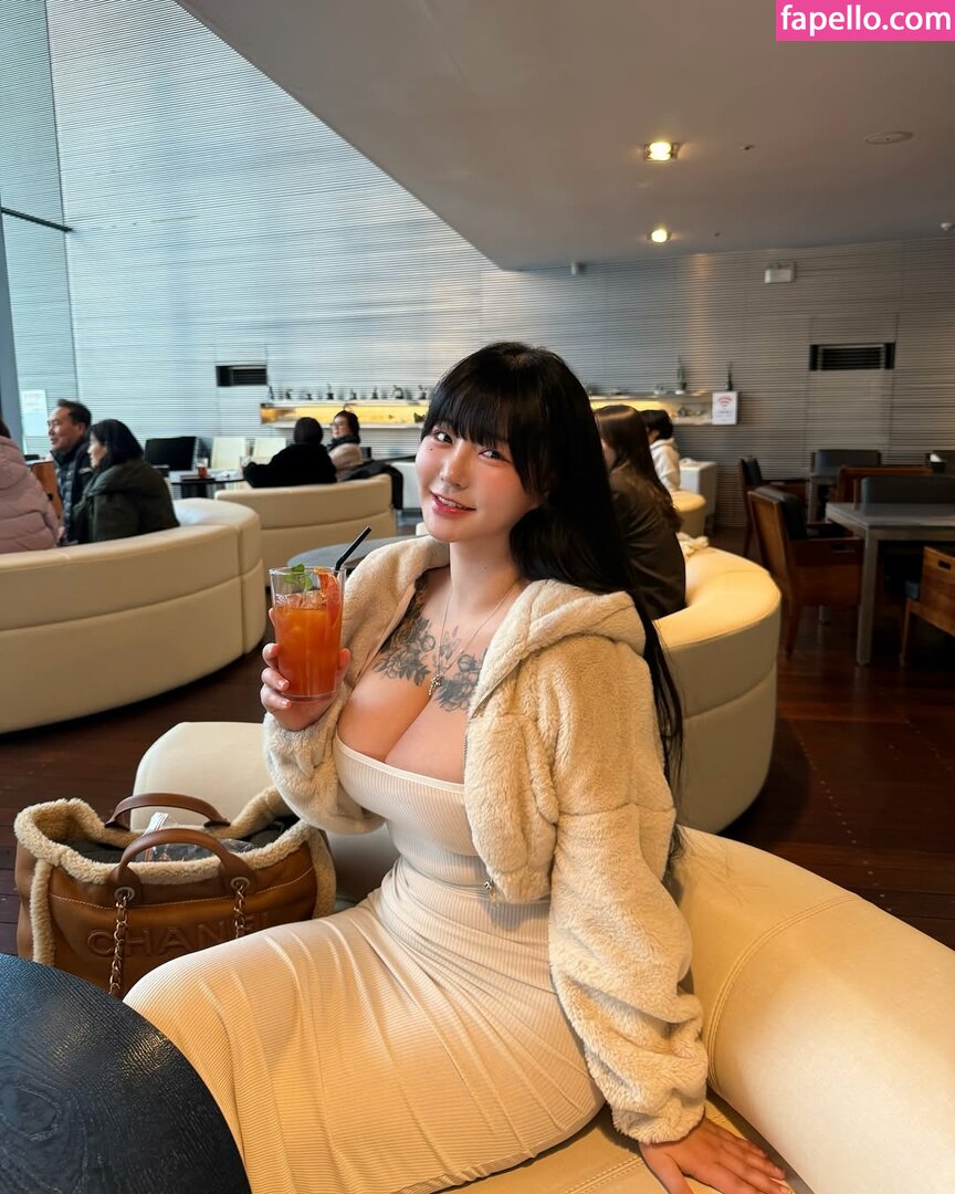 171jun1999 Nude Leaked  Photo #212