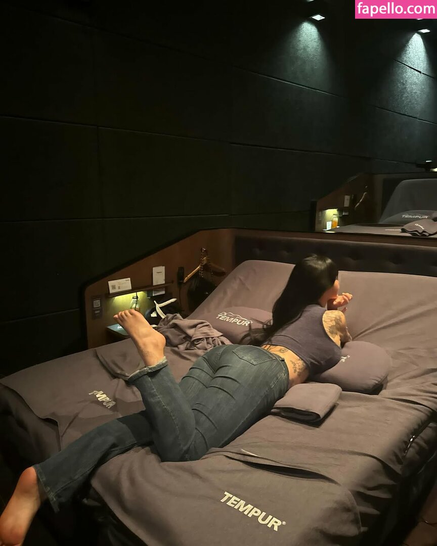 171jun1999 Nude Leaked  Photo #258