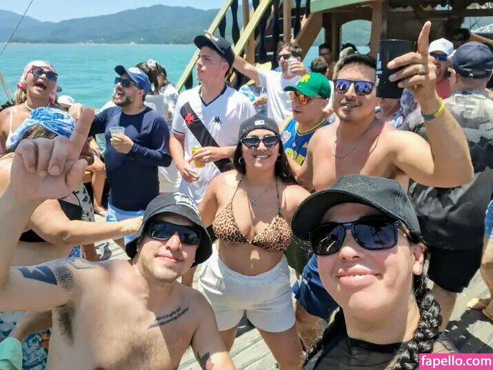 1889morena Nude Leaked  Photo #2