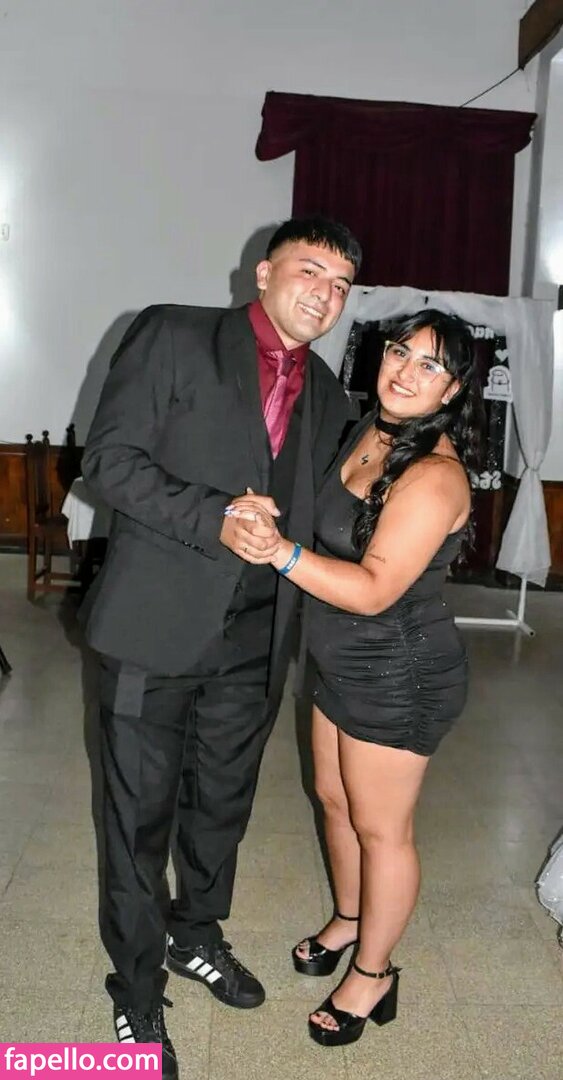 1889morena Nude Leaked  Photo #6