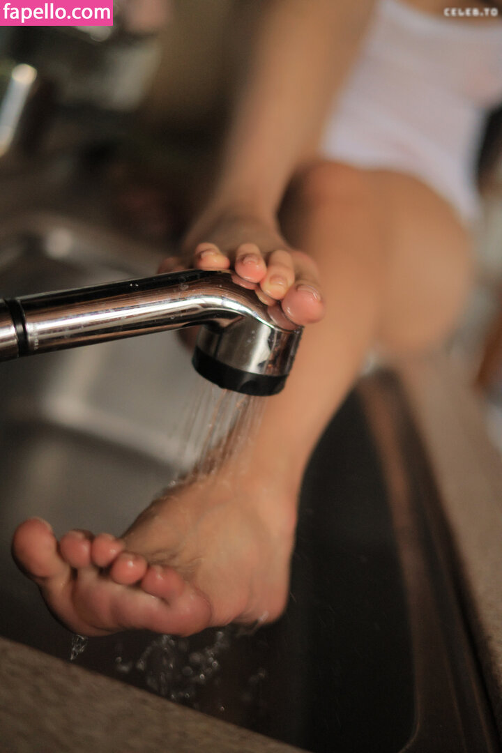 191107 Nude Leaked  Photo #3104