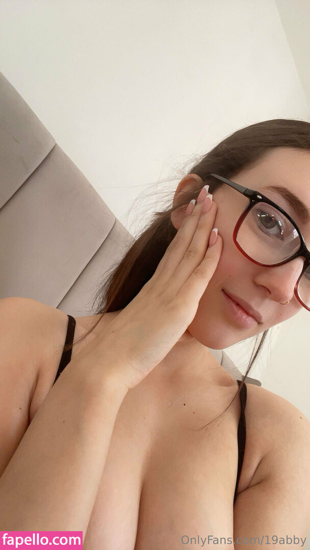 19abby / abbyy.19 Nude Leaked OnlyFans Photo #5