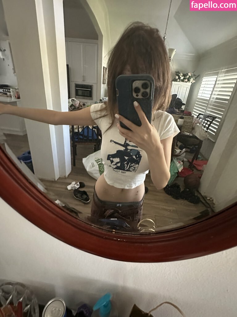 2005isgone / iammending Nude Leaked  Photo #33