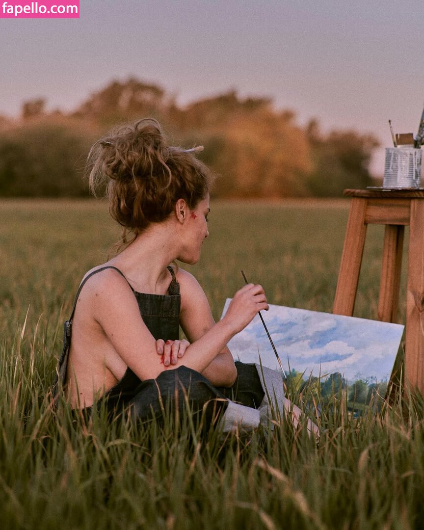 20emma / mila.20emma Nude Leaked OnlyFans Photo #4