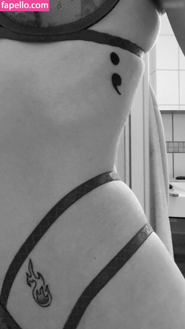 21josi Nude Leaked  Photo #2