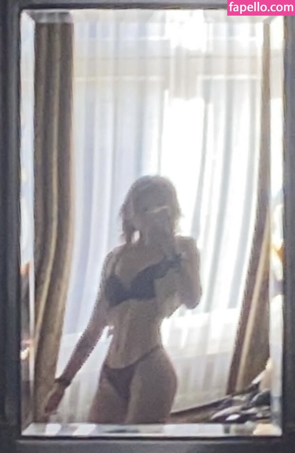 21josi Nude Leaked  Photo #4