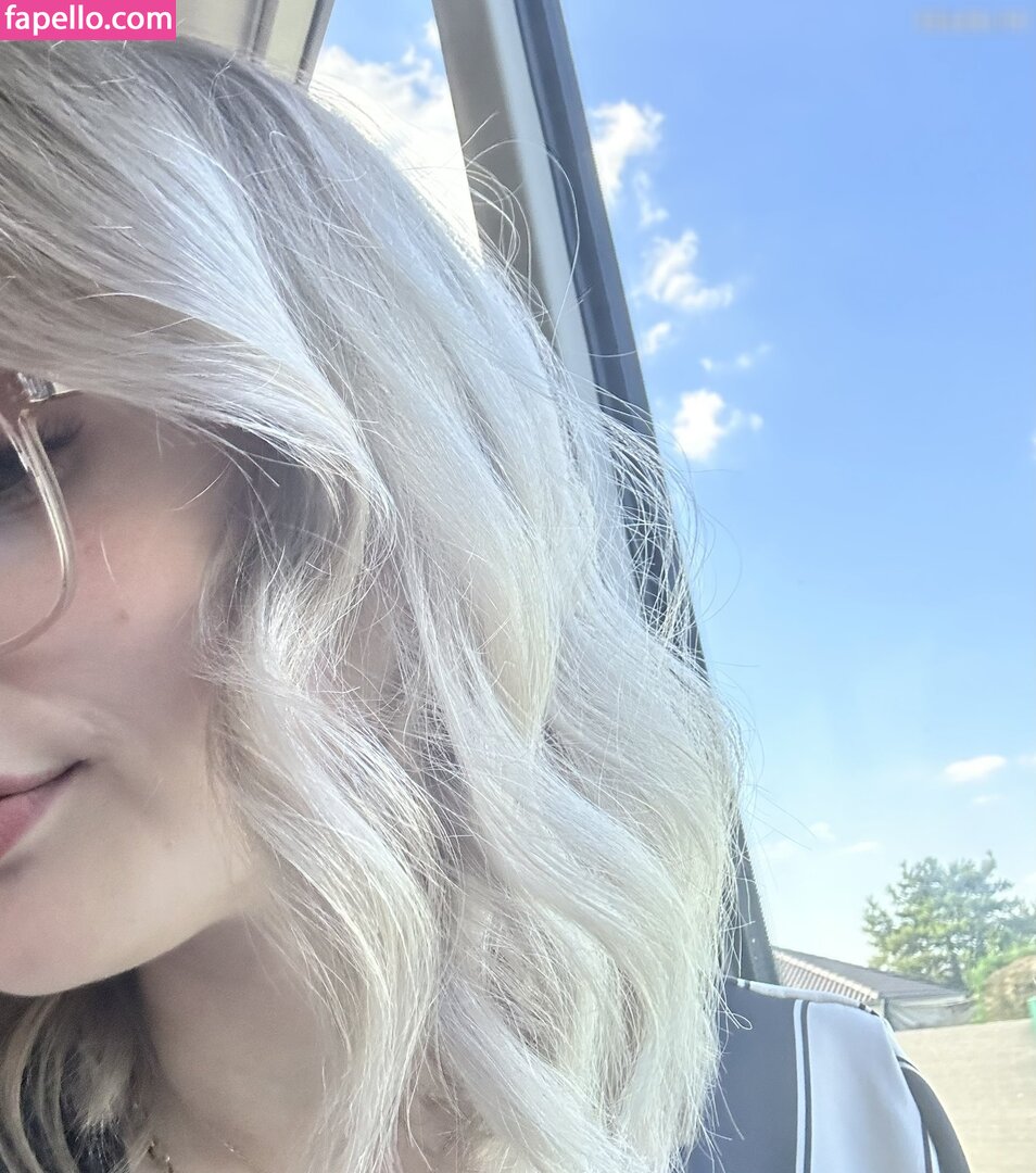 21josi Nude Leaked  Photo #11