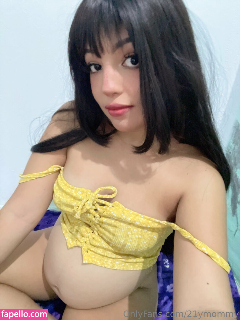 21ymommy Nude Leaked OnlyFans Photo #9