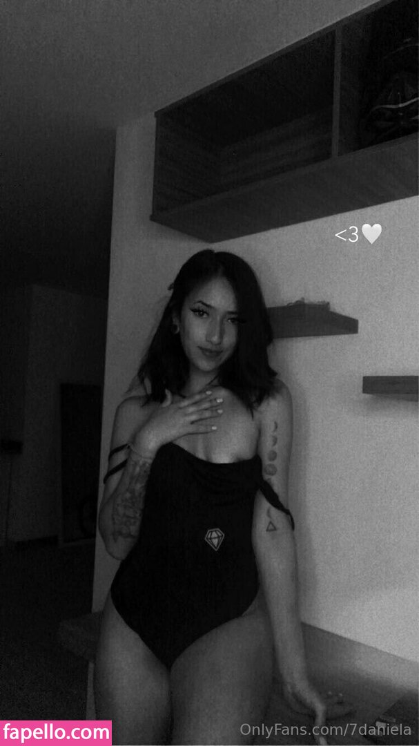 22daniela / 22daniela__ Nude Leaked OnlyFans Photo #22