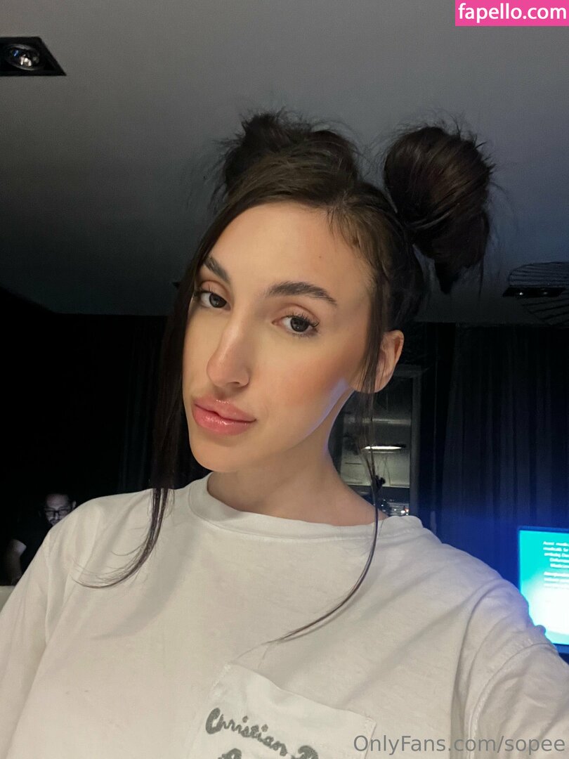 24s / 24s.ophie24 Nude Leaked OnlyFans Photo #12