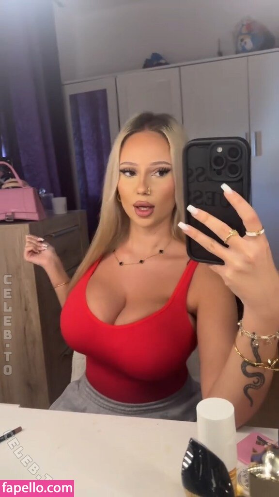 28.larisarx Nude Leaked  Photo #4