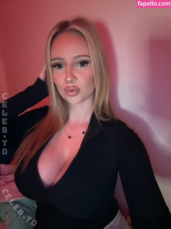 28.larisarx Nude Leaked  Photo #28