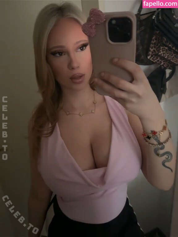 28.larisarx Nude Leaked  Photo #30