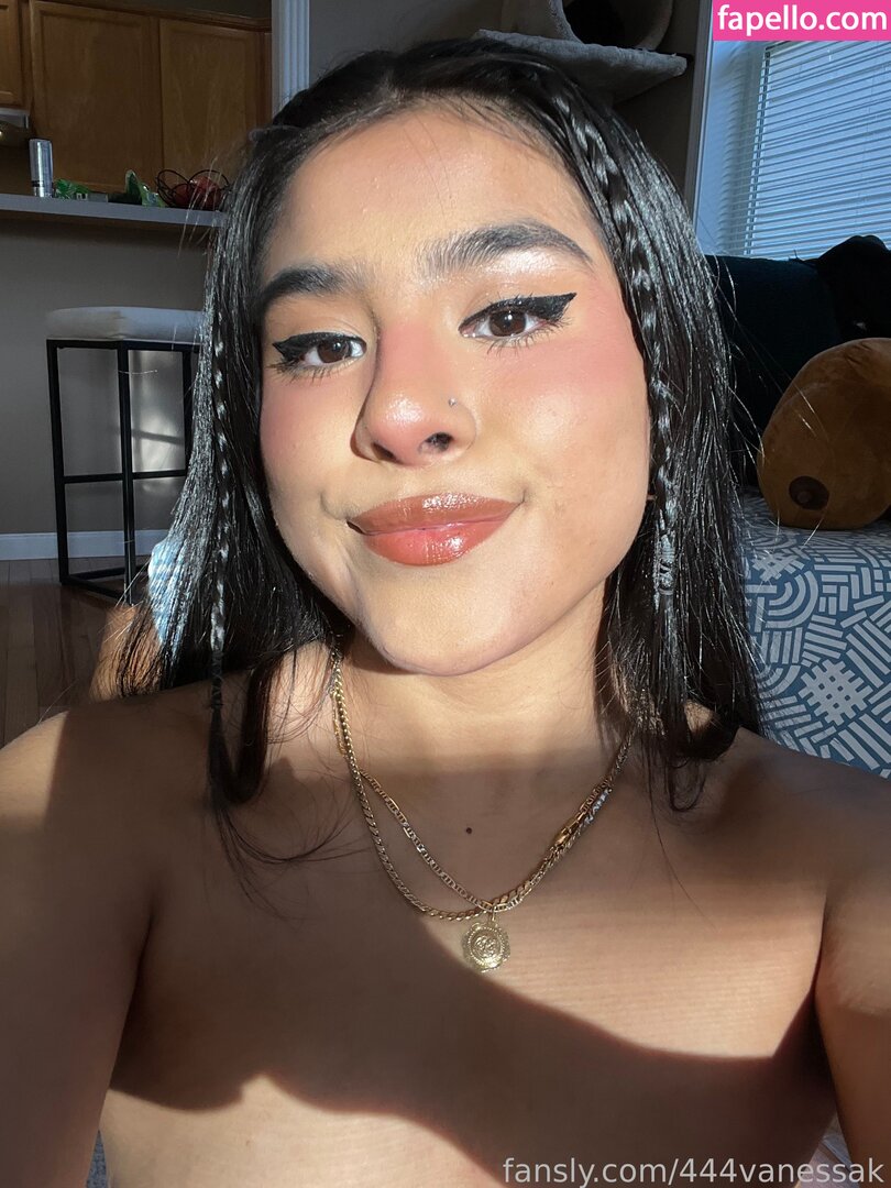 222vanessak / 444Vanessak / vanessak_2002 Nude Leaked OnlyFans Photo #20