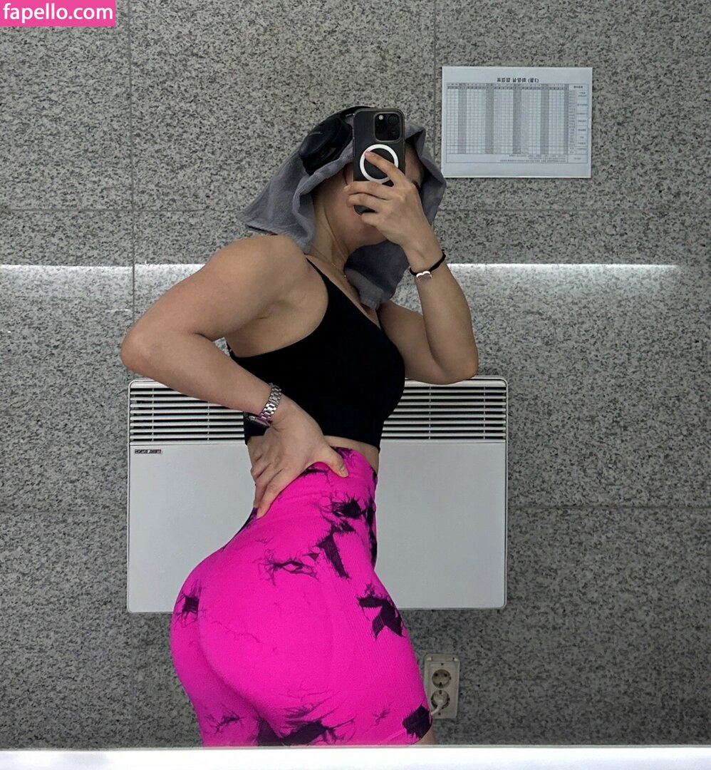 611hyej Nude Leaked  Photo #25