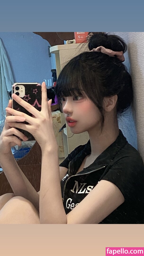 825io Nude Leaked  Photo #6