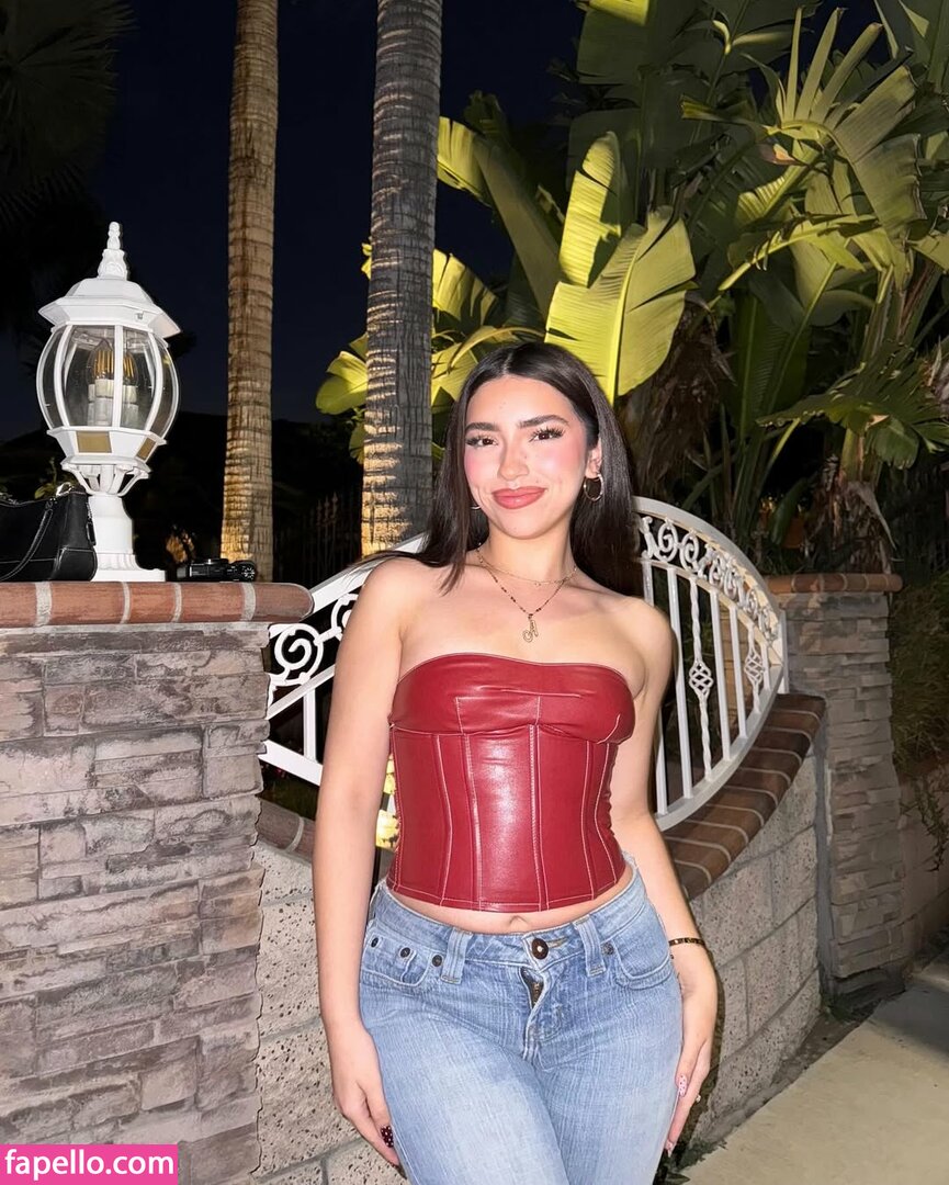 aaanaaahi / awnahee / kissin2frankocean Nude Leaked  Photo #1