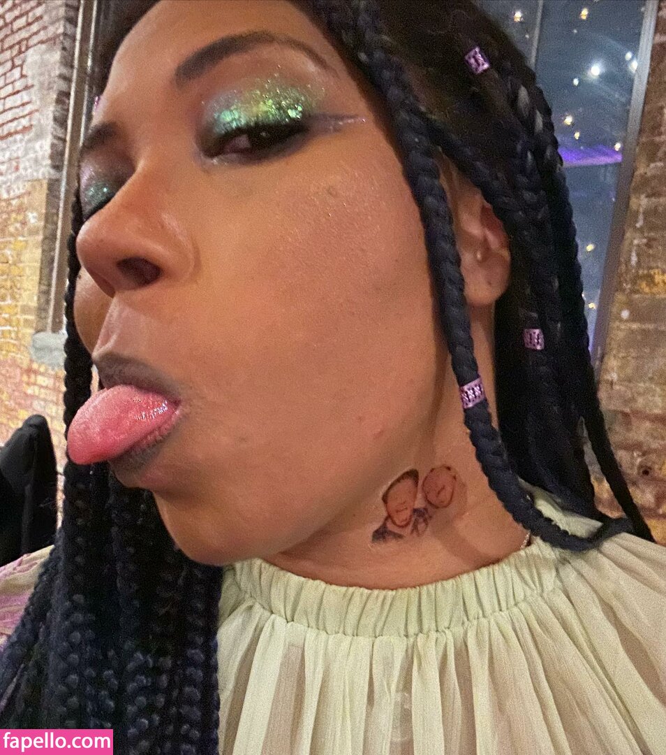 Aabria Iyengar / quiddie Nude Leaked  Photo #8