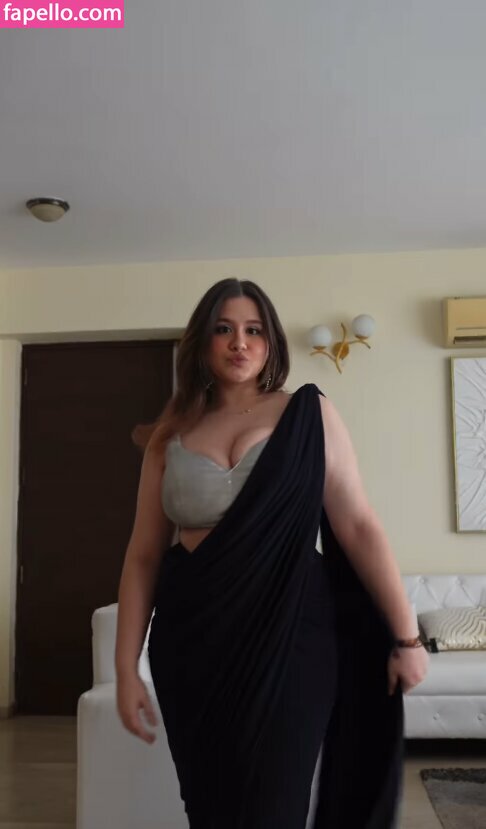 Aadhira Krishna / aadhirakrishna Nude Leaked  Photo #1