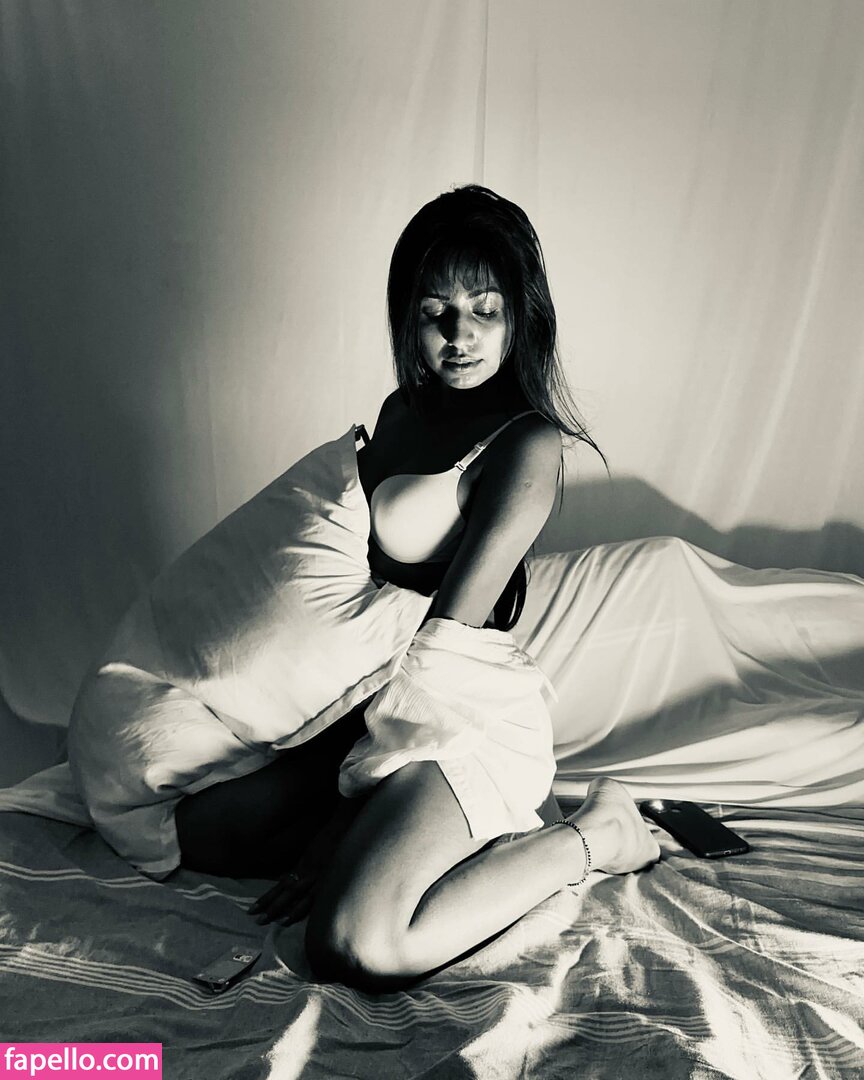 Aafat / aafat4u Nude Leaked  Photo #20