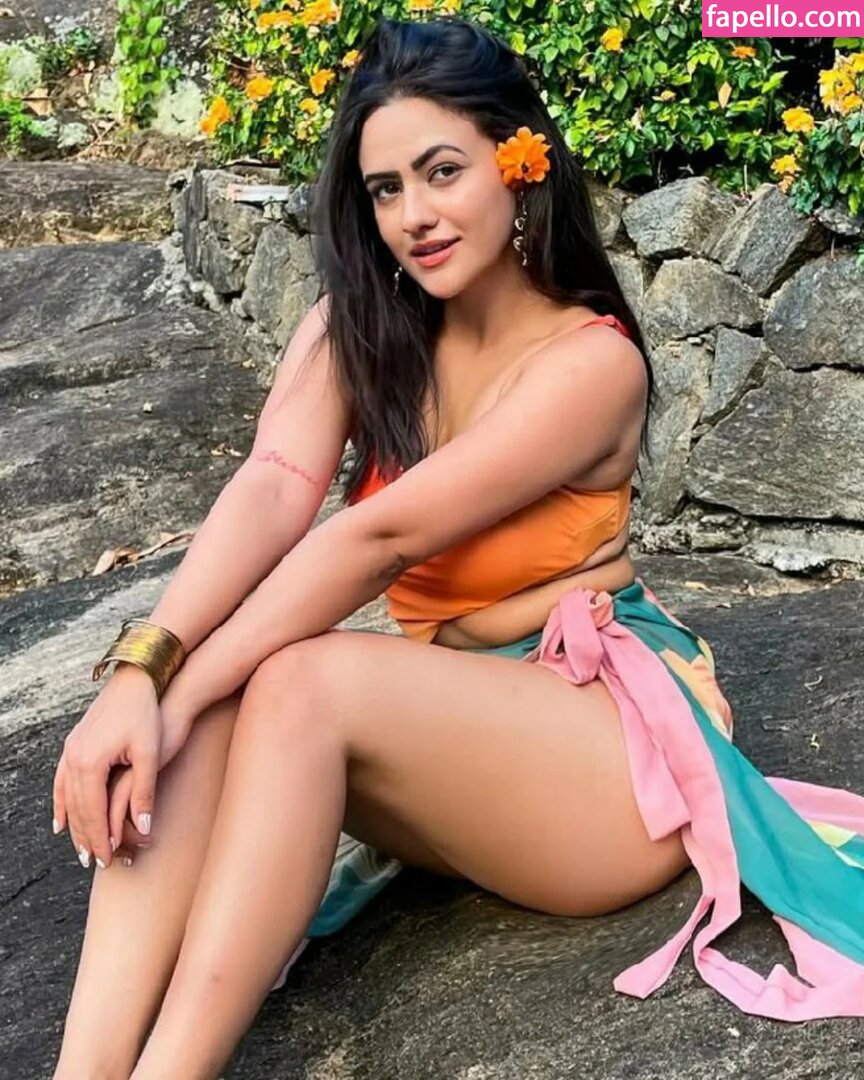 Aahna Sharma / aahnaasharma / aahnaassharma Nude Leaked  Photo #28