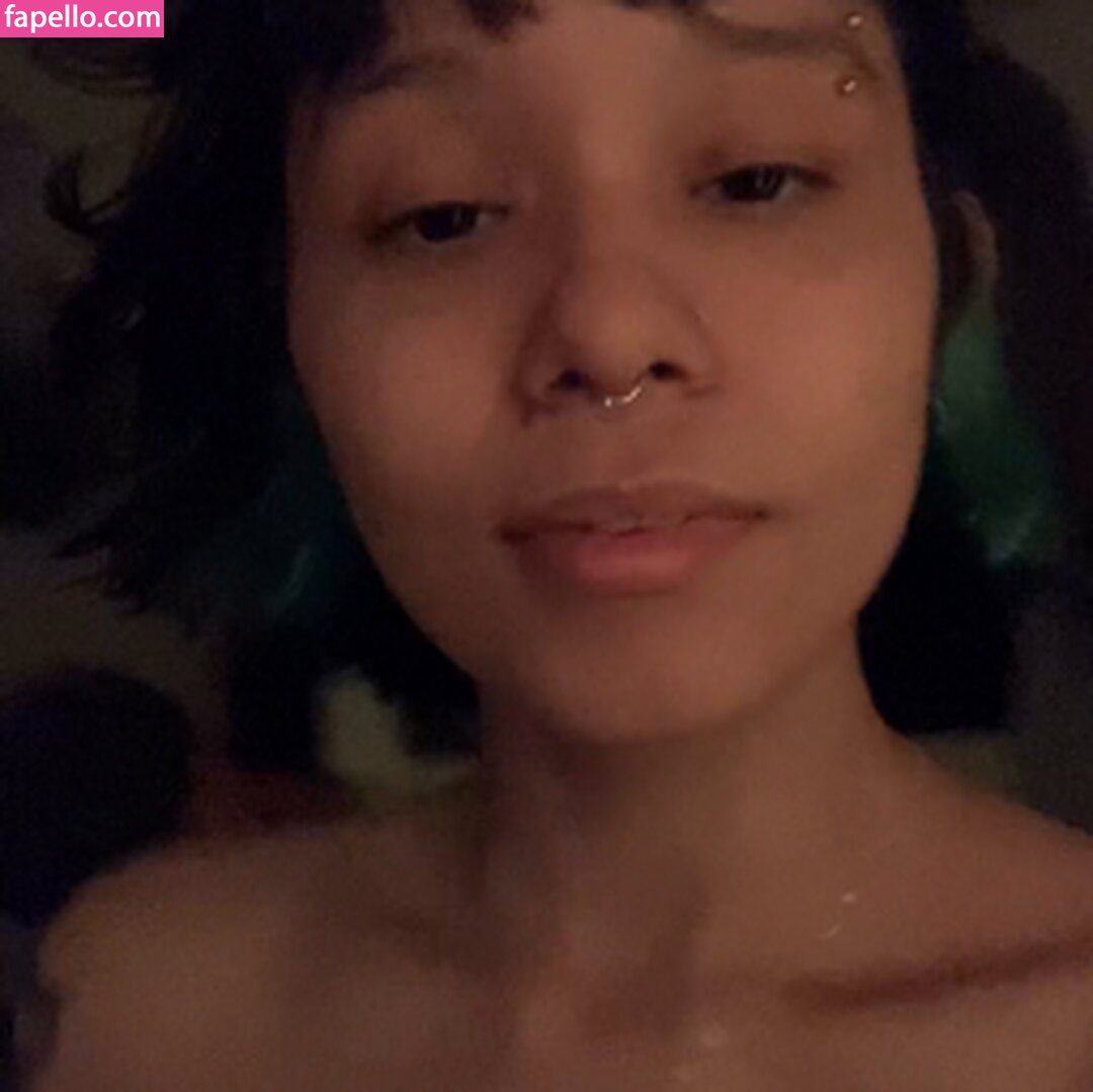 AAhri / nymphahri Nude Leaked  Photo #3