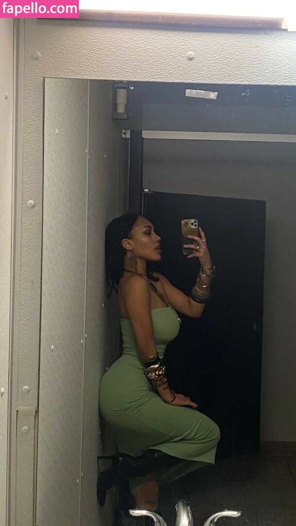 Aaliyeezy / theallierae Nude Leaked OnlyFans Photo #207