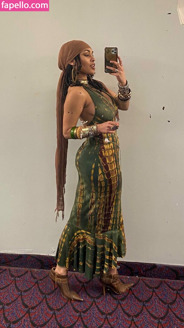 Aaliyeezy / theallierae Nude Leaked OnlyFans Photo #212