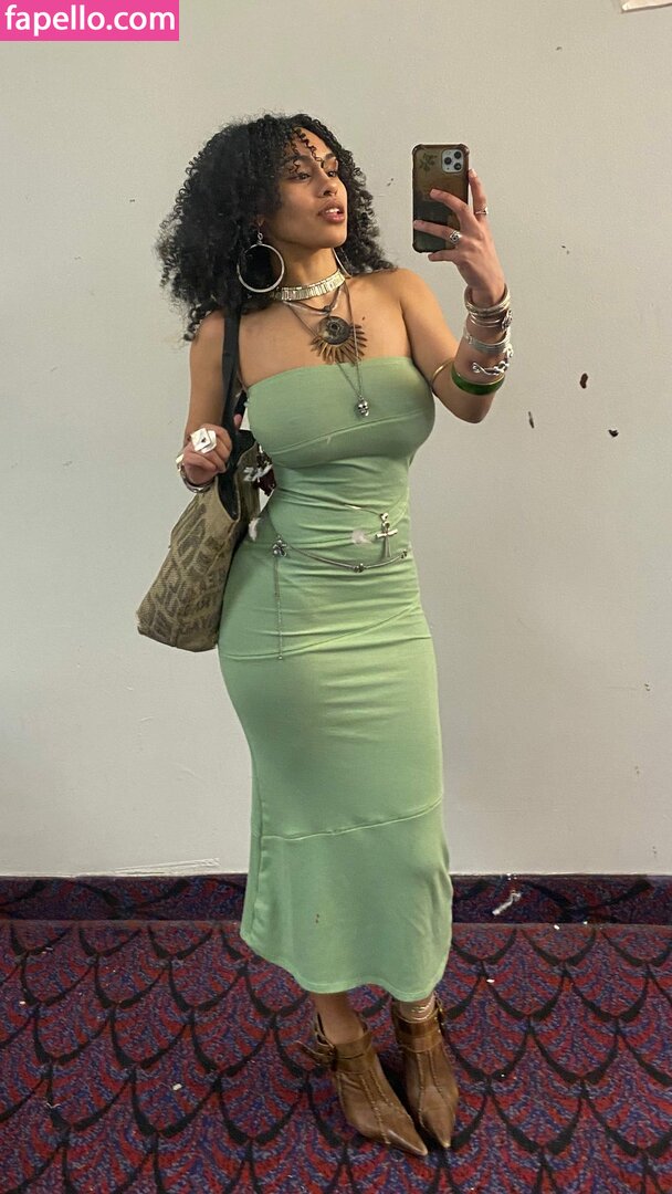 Aaliyeezy / theallierae Nude Leaked OnlyFans Photo #214