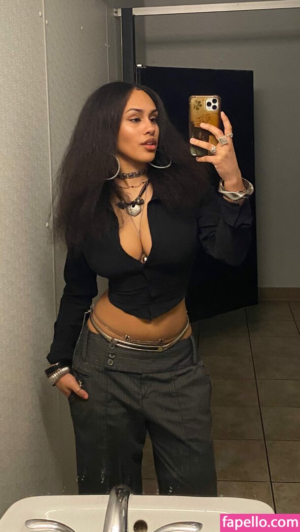 Aaliyeezy / theallierae Nude Leaked OnlyFans Photo #215