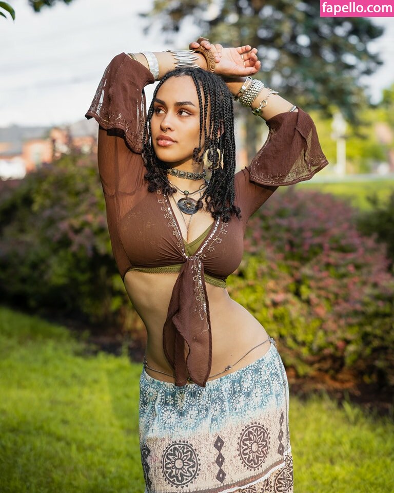 Aaliyeezy / theallierae Nude Leaked OnlyFans Photo #222