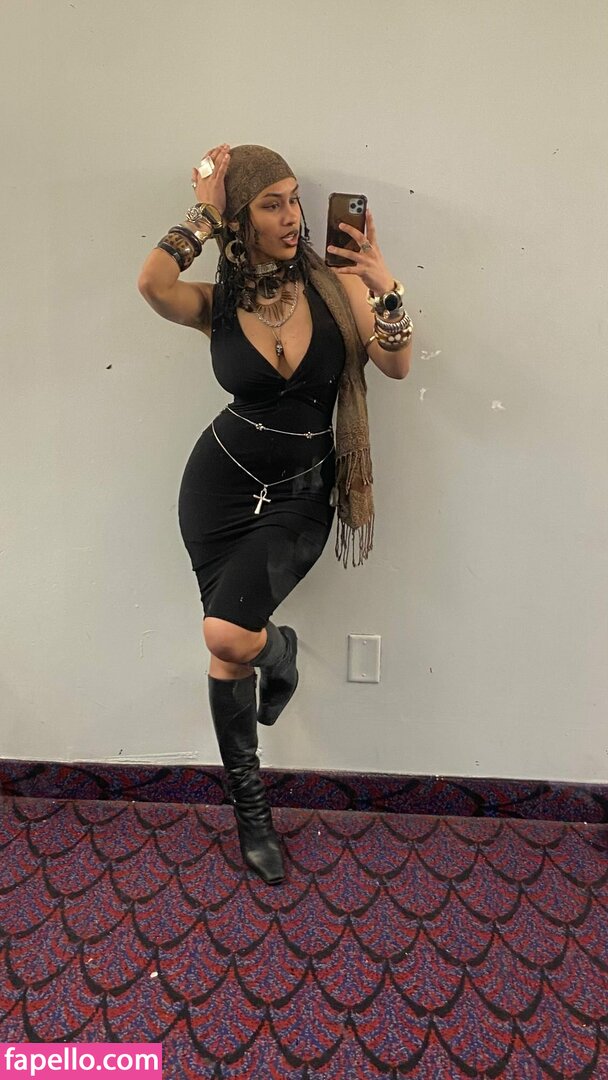 Aaliyeezy / theallierae Nude Leaked OnlyFans Photo #251