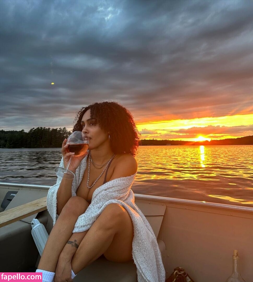 Aaliyeezy / theallierae Nude Leaked OnlyFans Photo #323