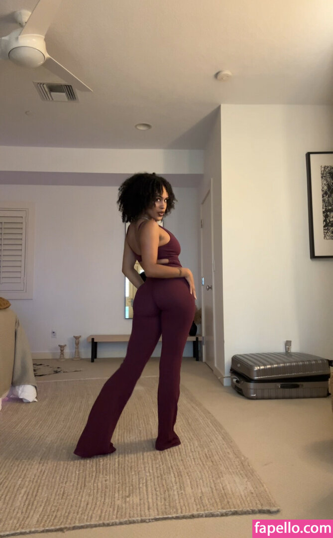 Aaliyeezy / theallierae Nude Leaked OnlyFans Photo #358