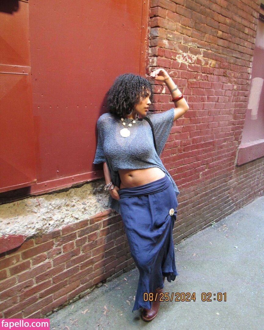 Aaliyeezy / theallierae Nude Leaked OnlyFans Photo #382