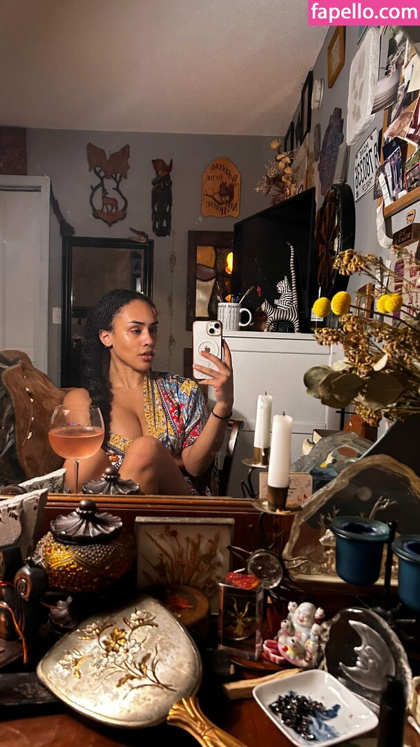 Aaliyeezy / theallierae Nude Leaked OnlyFans Photo #404