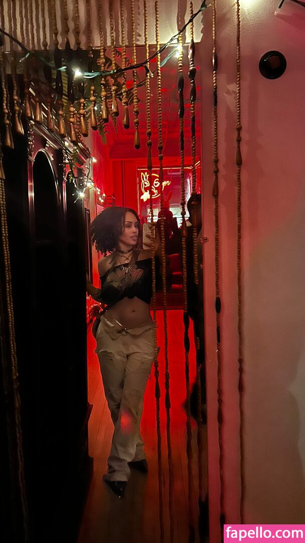 Aaliyeezy / theallierae Nude Leaked OnlyFans Photo #432