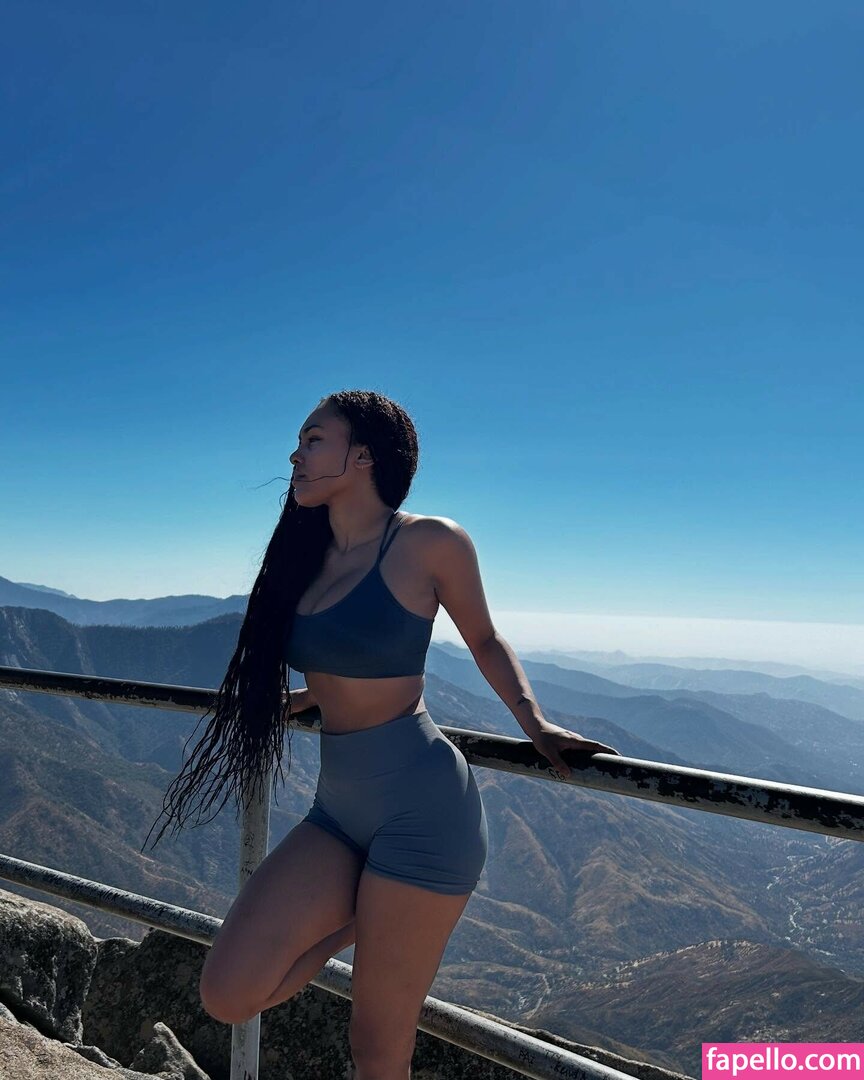 Aaliyeezy / theallierae Nude Leaked OnlyFans Photo #495