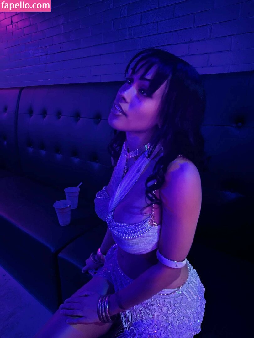 Aaliyeezy / theallierae Nude Leaked OnlyFans Photo #528