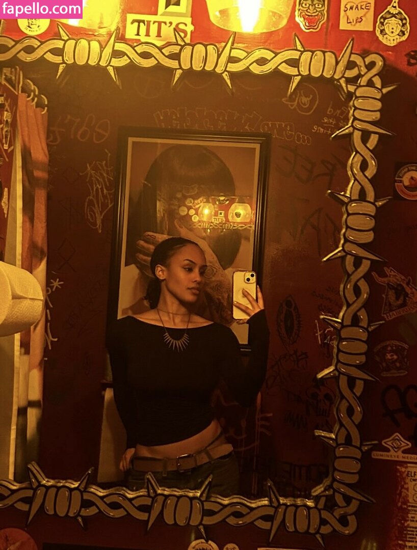 Aaliyeezy / theallierae Nude Leaked OnlyFans Photo #579