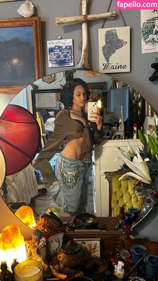 Aaliyeezy / theallierae Nude Leaked OnlyFans Photo #609