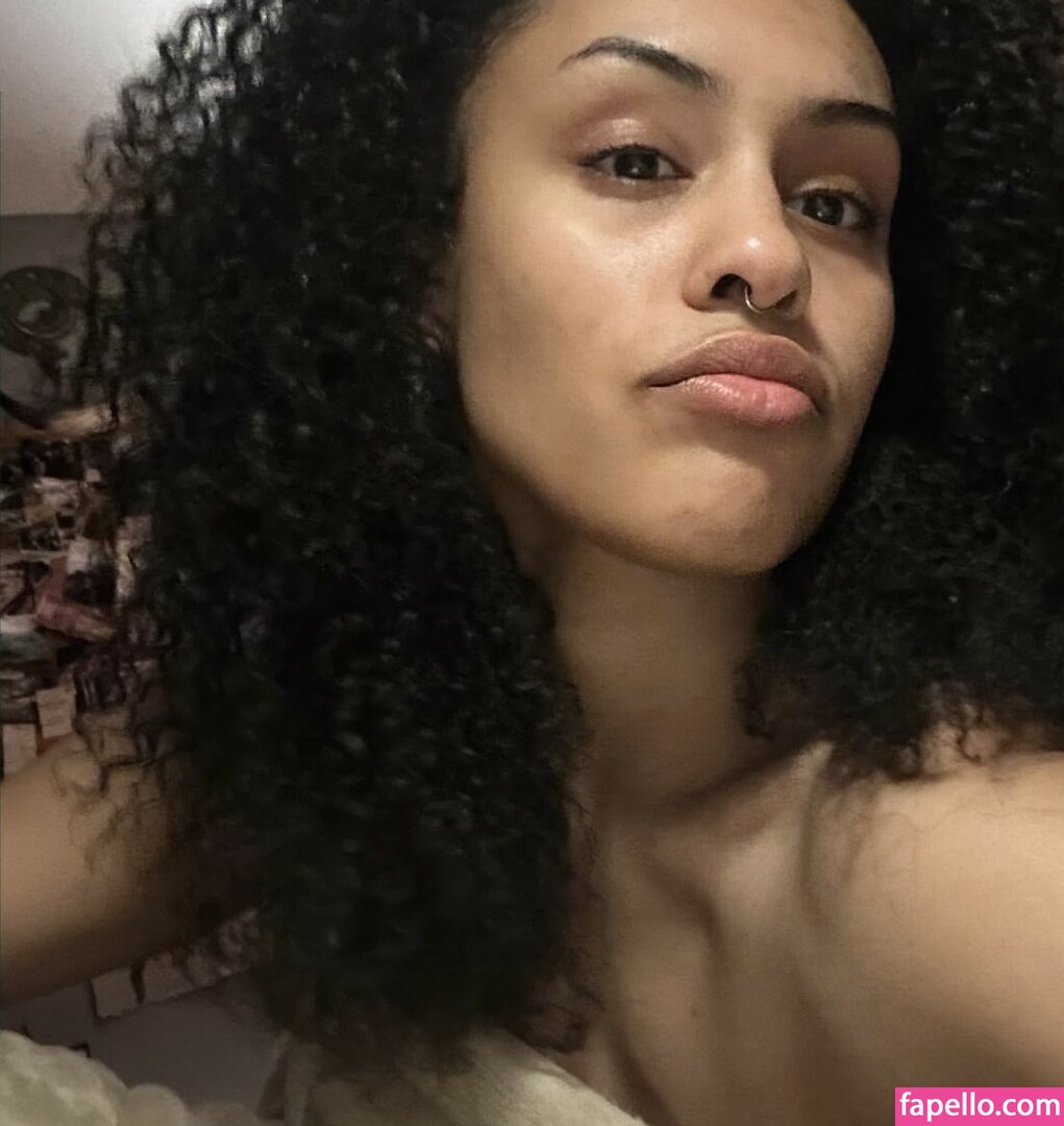 Aaliyeezy / theallierae Nude Leaked OnlyFans Photo #615