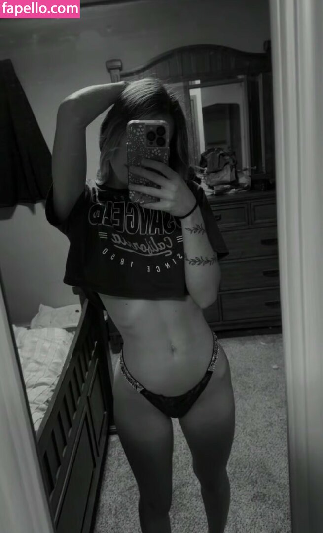 Aalli / alliyah.reid85 / alliyah_r85 Nude Leaked  Photo #1