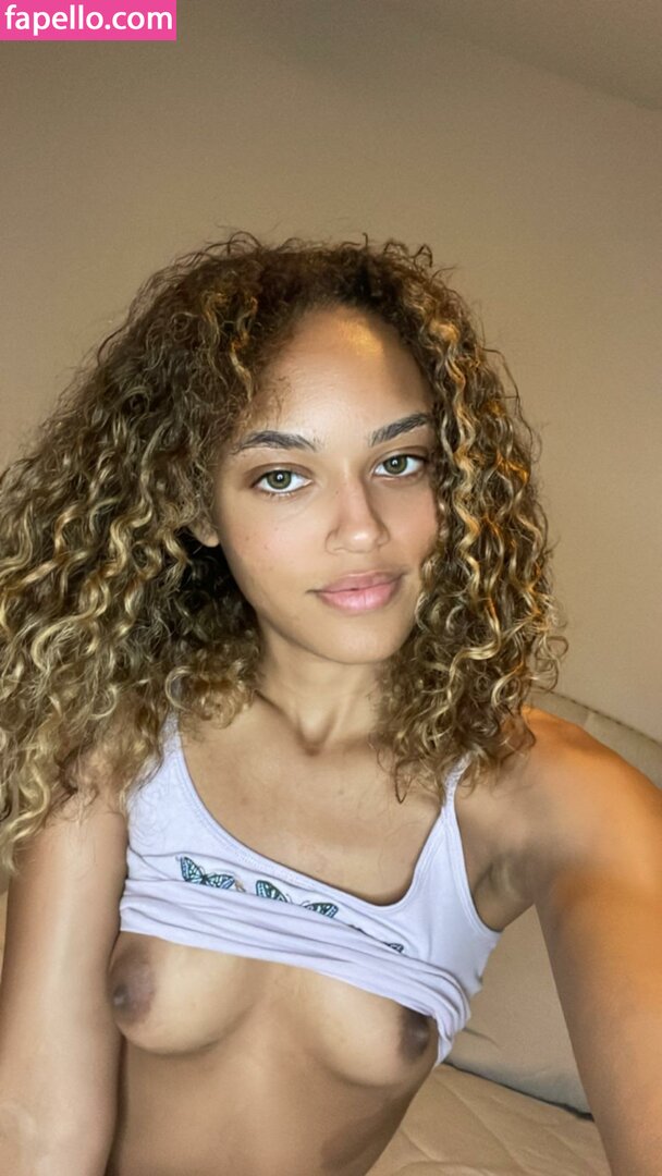 Aamenah / AamenahSaad Nude Leaked  Photo #2